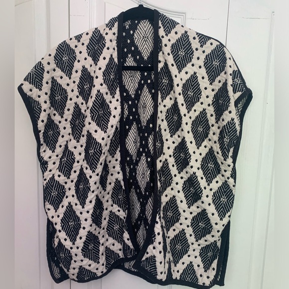 Esprit Reversible Embroidered Cape - Picture 2 of 7